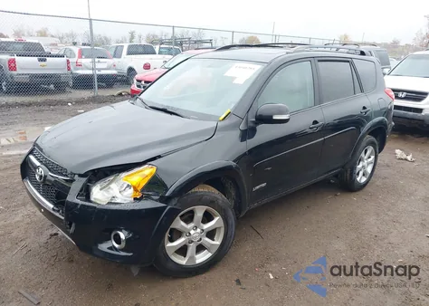 2010 Toyota Rav4 Limited z USA, uszkodzony, nr VIN 2T3YF4DV8AW021450